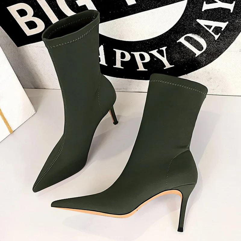 All Around Socks Soft Heels - Image 15