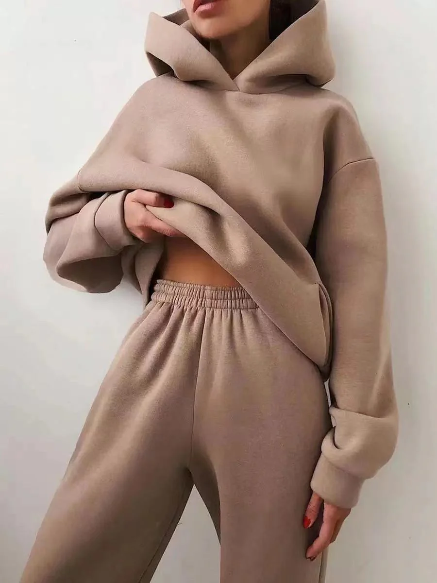 Chill Paparazzi Oversized Hoodie Set - Image 4