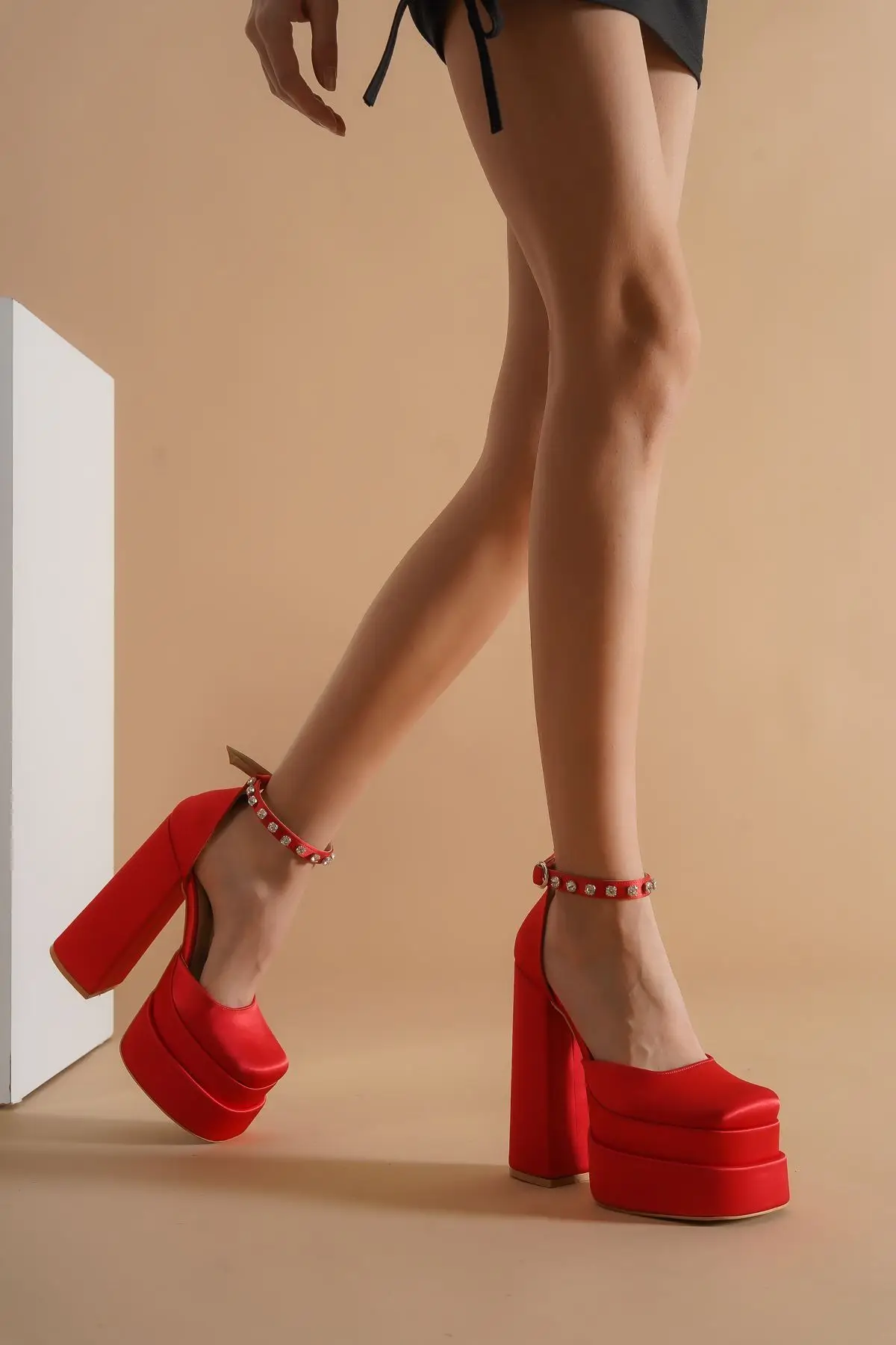 Cosmic Edge Chunky Platform Heels - Image 5