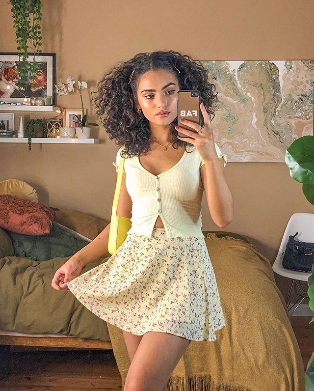 Nia Mini Floral Print Skirt - Image 9