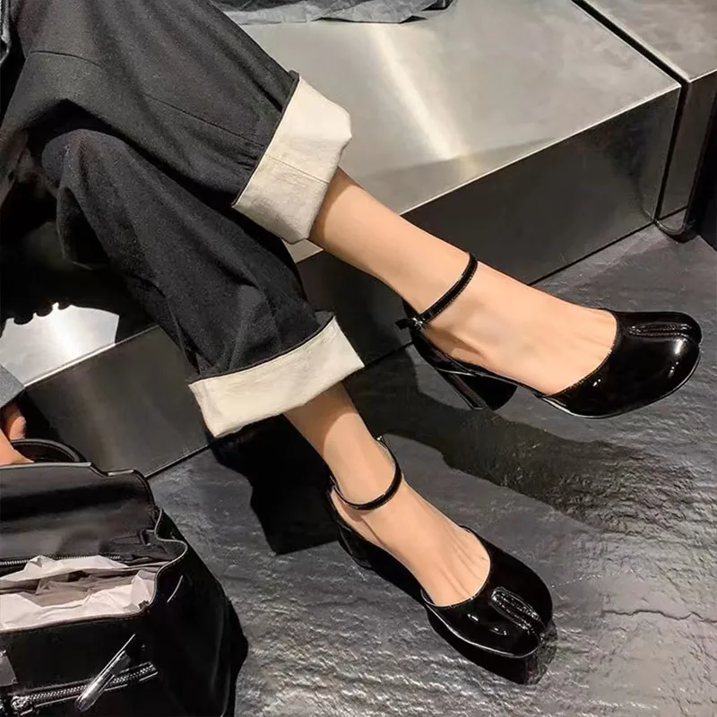 Tabi Temptation High Heels - Image 9